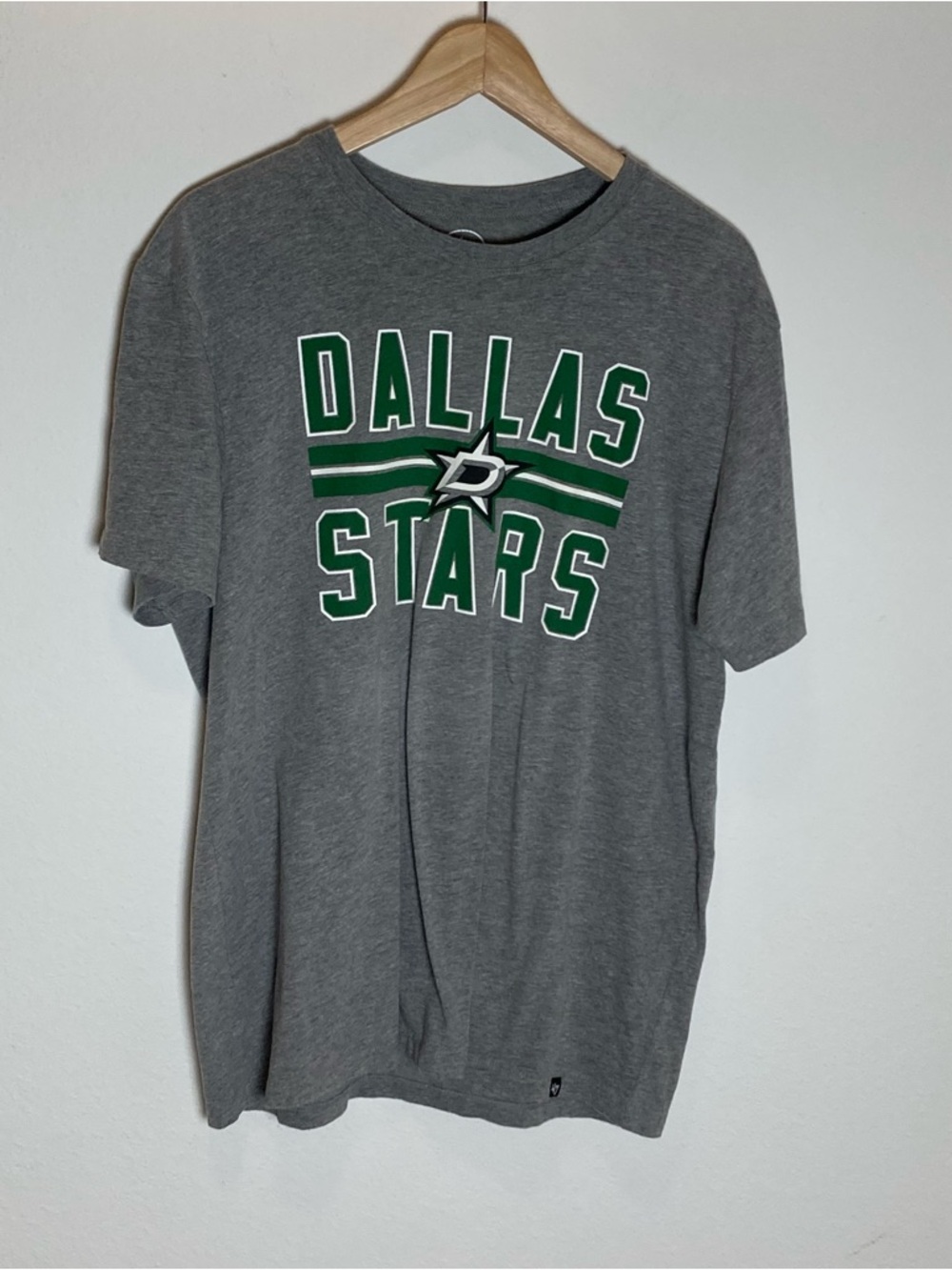 47 Brand Dallas Stars T-Shirt Graphic Men’s Large Gray Green Short Crew Neck